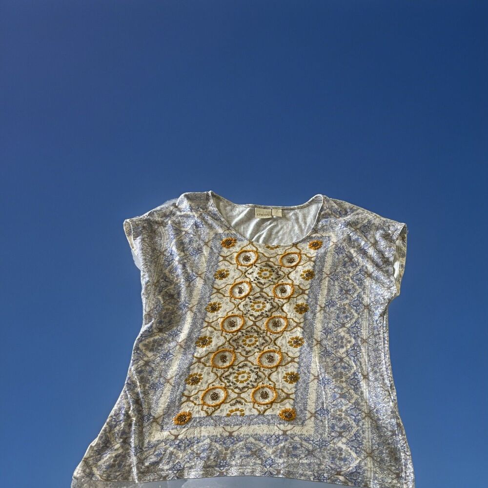 Chico’s Top Large (2) Sleeveless Lavender Cream Embellished Lightweight Good